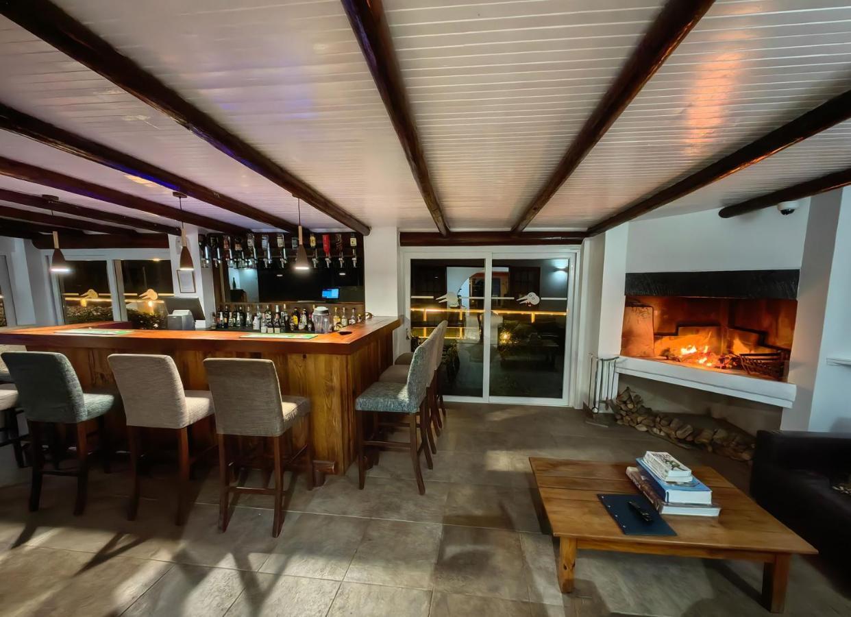 Oyster Bay Lodge Экстерьер фото